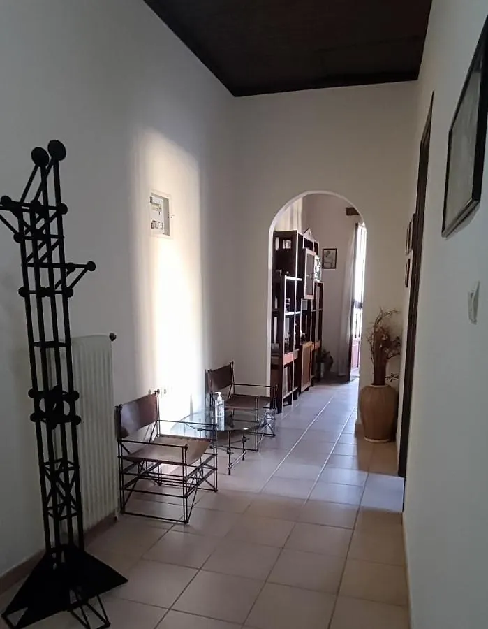 דירה ליקסורי Dellas The House With The Loft. יוון